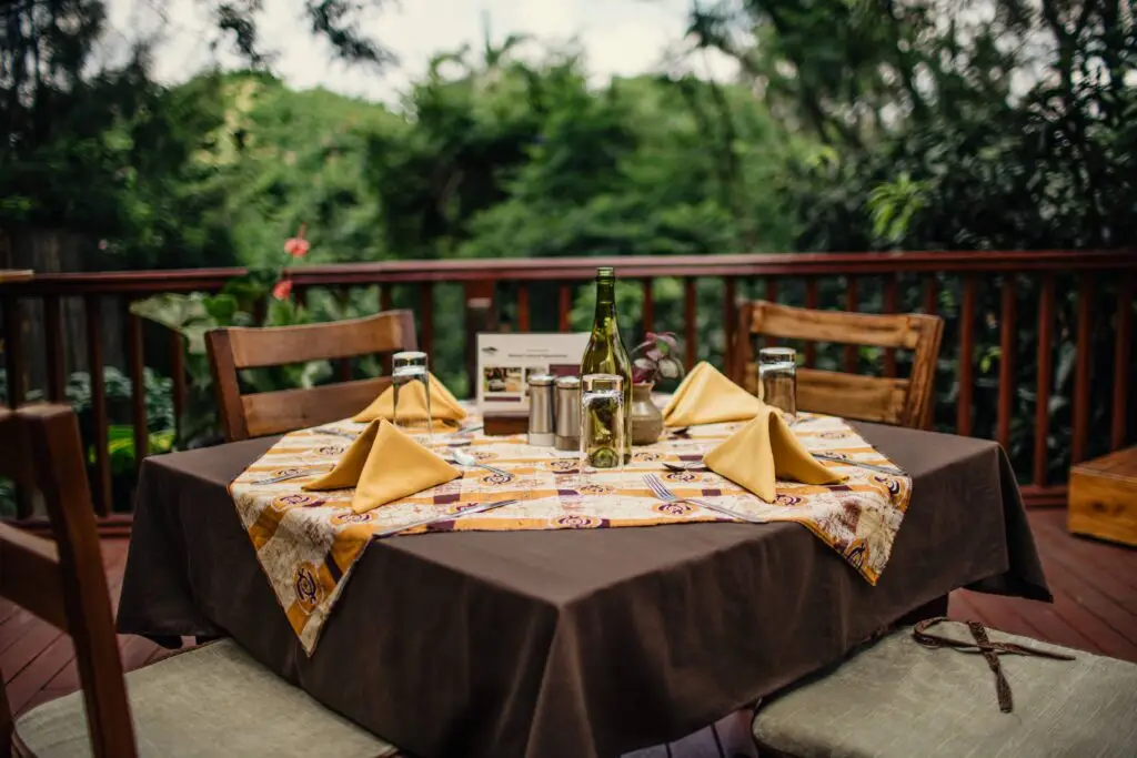 gorilla trekking hotels