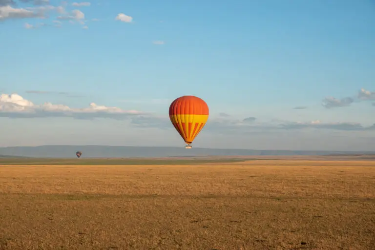 Why visit Africa? The Hot air balloon, experience, towering over the maasai mara of Kenya or serengeti in Tanzania and catching an early morning sunrise is nothing short of magical